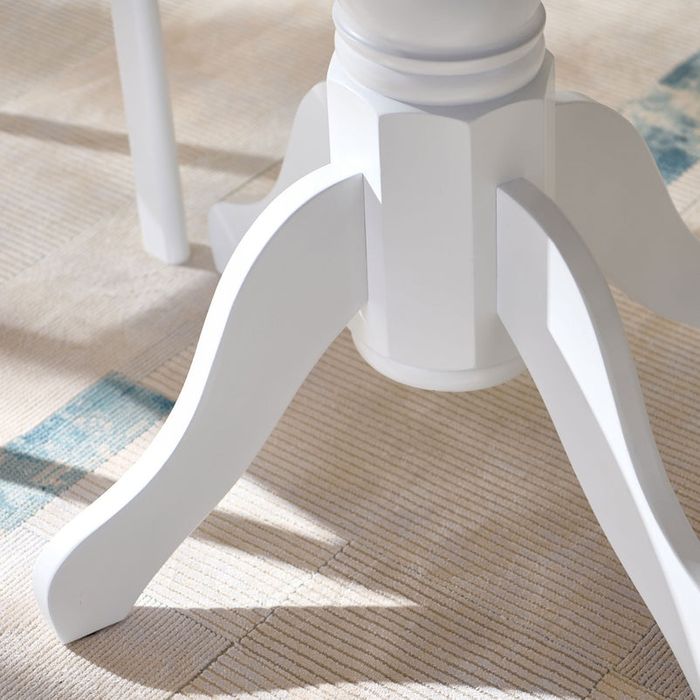 Superoferta!! Masa Mobexpert alba ca nouă cu 2 scaune