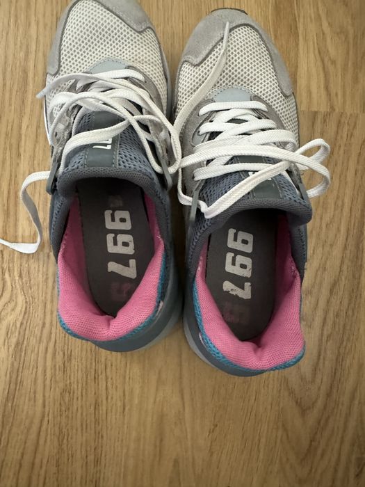 Adidasi sport New Balance femei, marimea 37,5