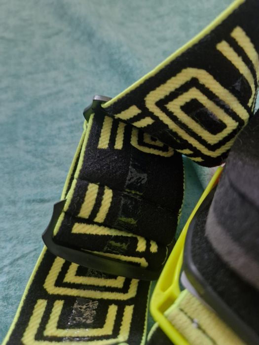Vand 2 perechi de ochelari pentru enduro