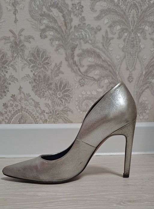 Продам туфли на мероприятия