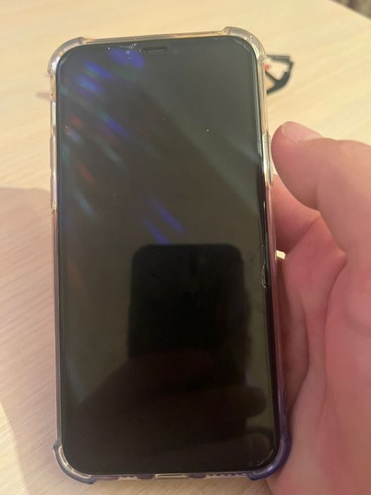 Айфон 11 про  256гб 130000