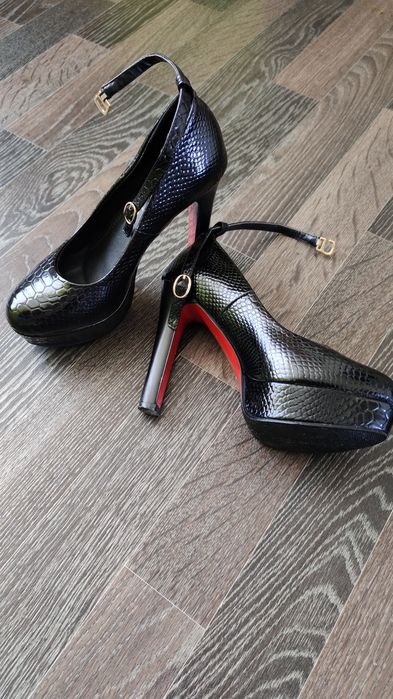 Туфли женские 37 размер