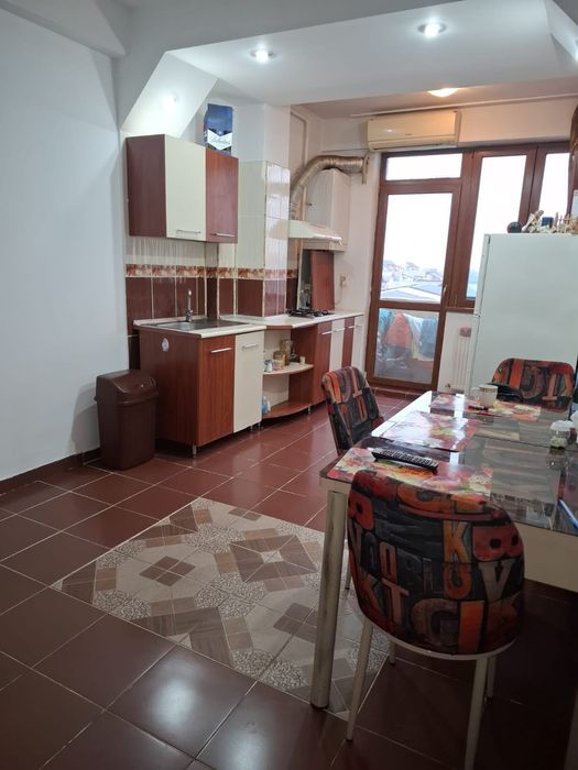 Vand Apartament 2 camere