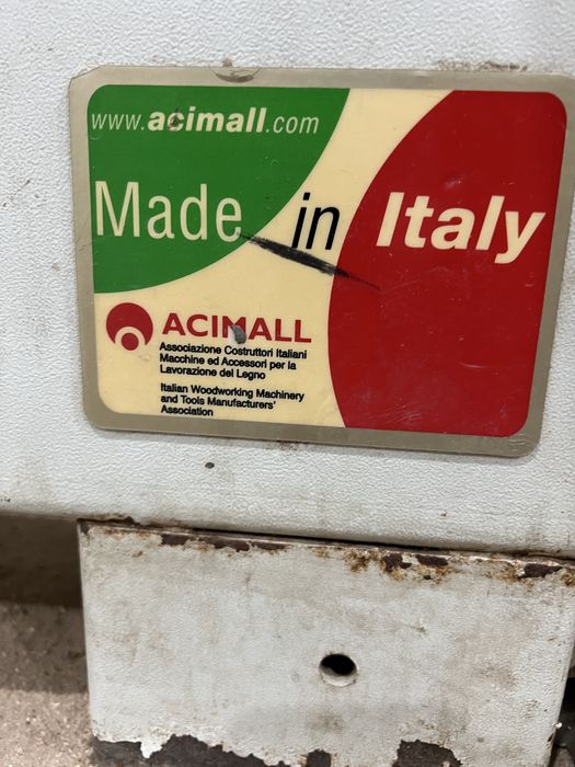 Vand circular cu incizor Sicar 3200 in stare de functionare, primul pr