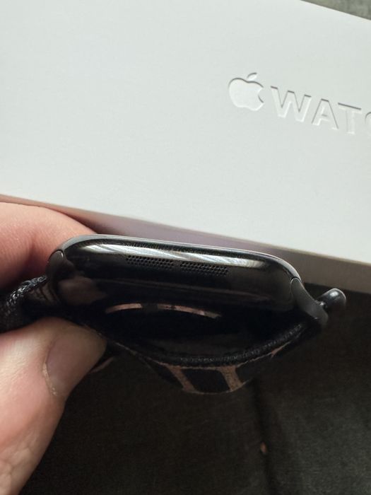 Apple Watch 11 46 mm Jet Black