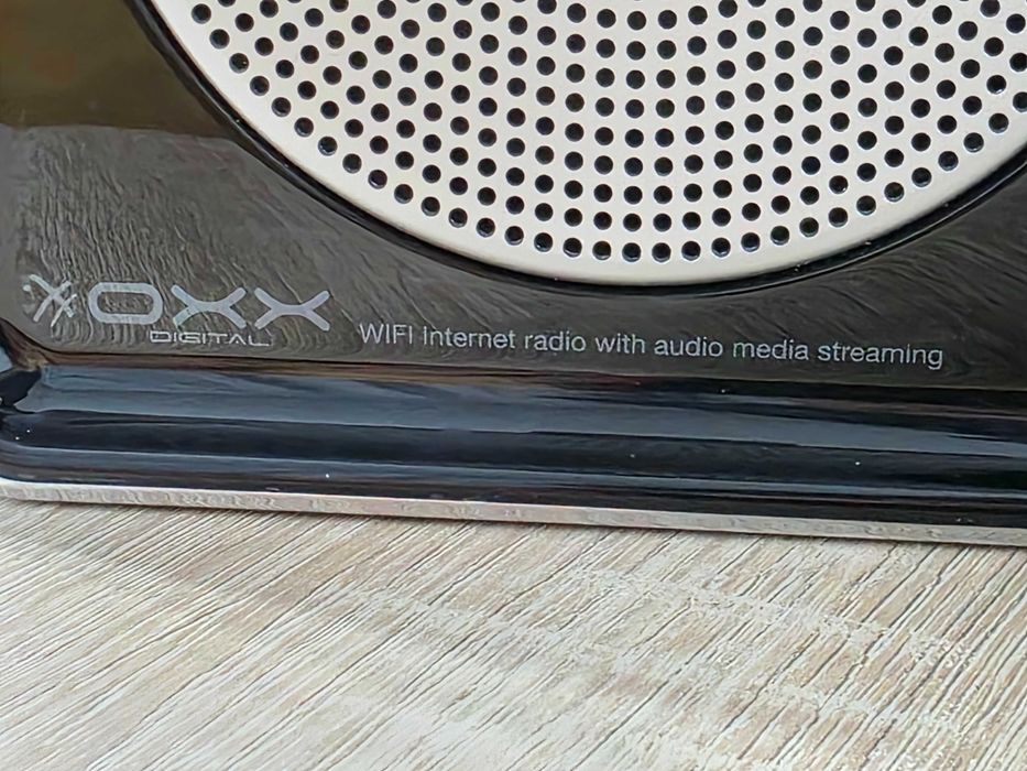 Radio internet OXX 40006-P10016-4,elegant, aspect placut.