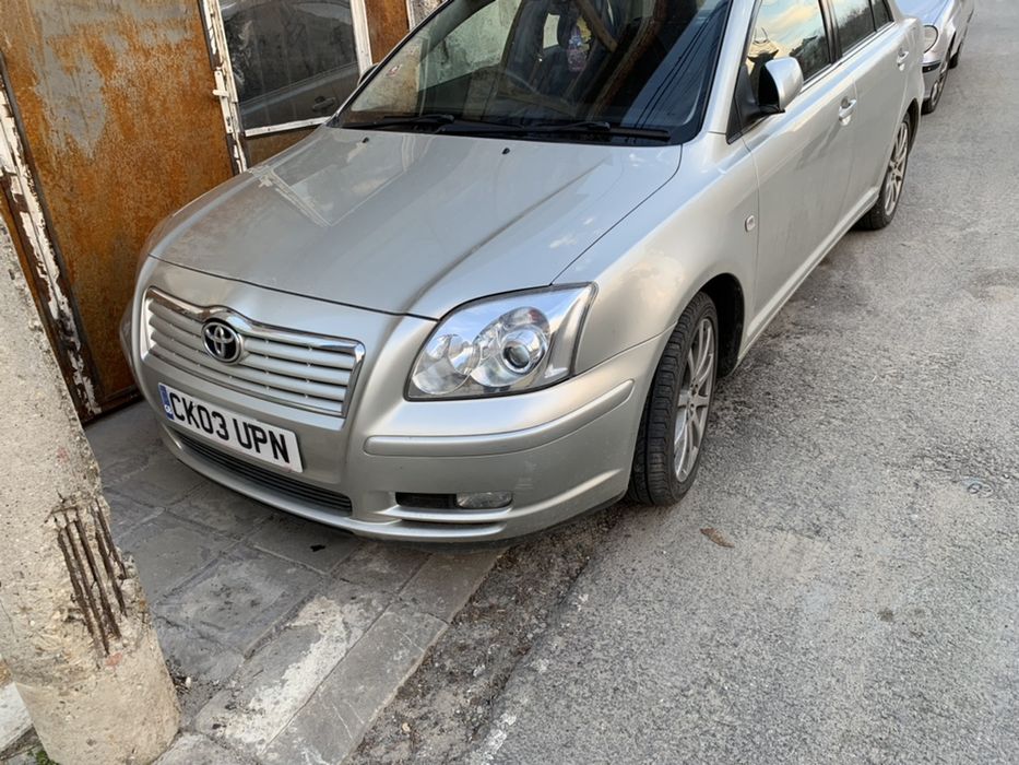 Тойота Авенсис Решетка , Решетки