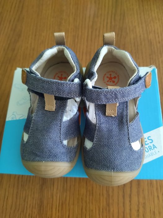 Обувки за прохождане Biomechanics 19 номер