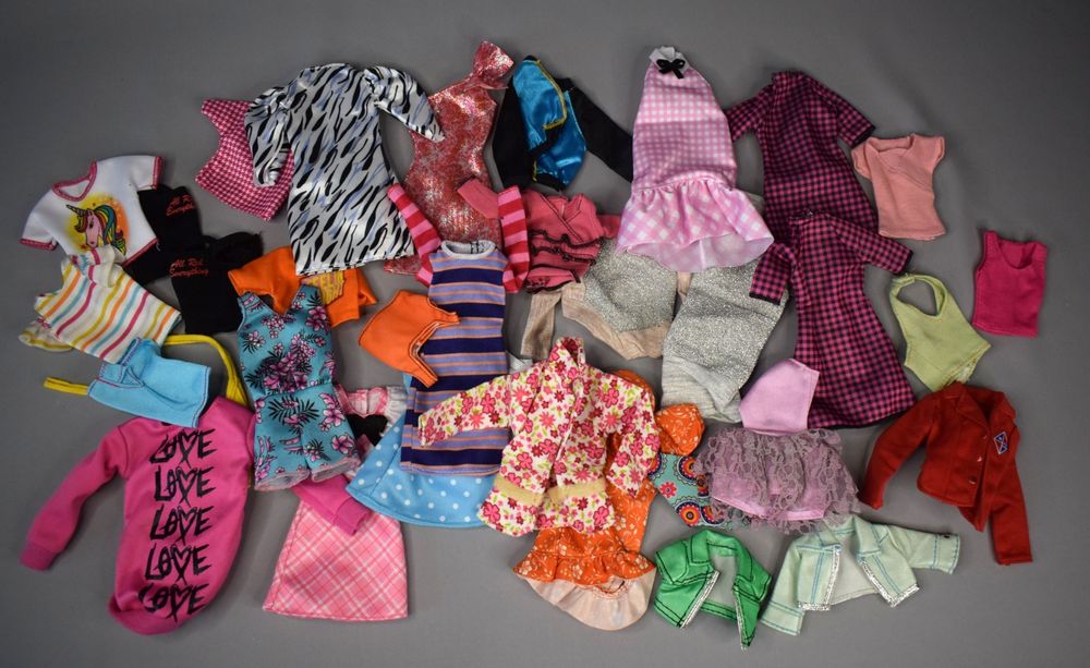 Одежда Маттел для кукол Барби