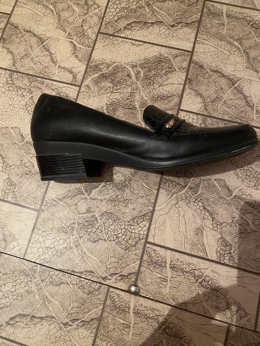 Обувь женская  40 размер