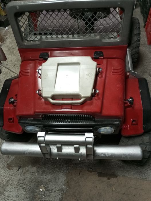 двуместен Акумулаторен джип 24 v