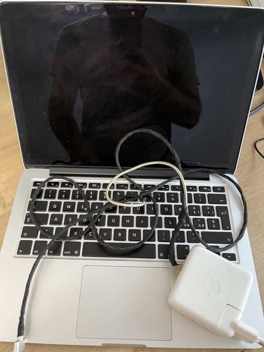 Vand MacBook Pro 13” Retina display late 2013