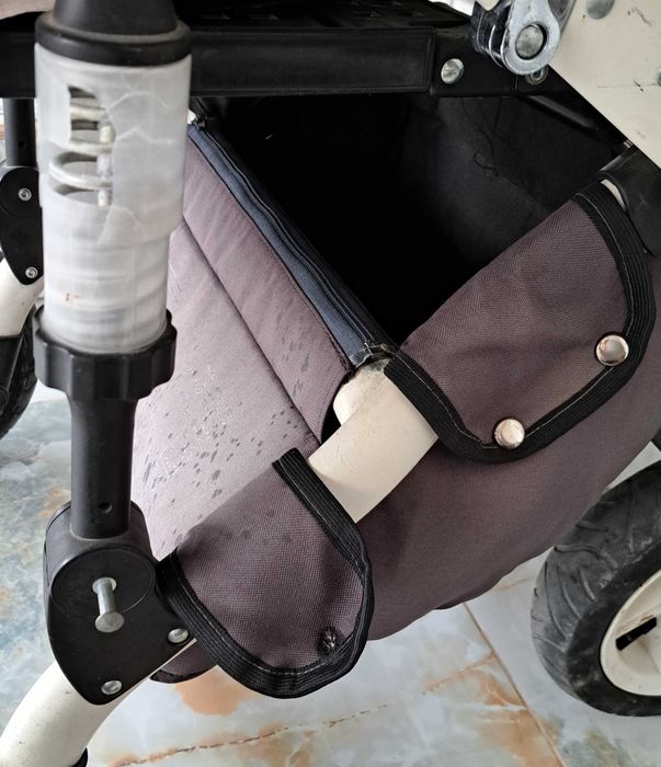 Продавам количка 3 в 1