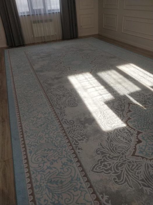 Продам ковер 8:3,5метр