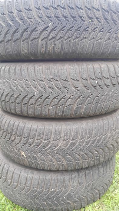 Зимни гуми с джанти 15 цола,от Хюндай,Kia