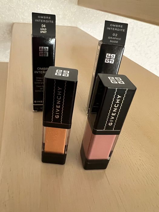 2 farduri pleoape lichide Givenchy