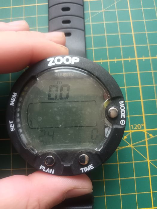 Ceas scufundari Suunto Zoop