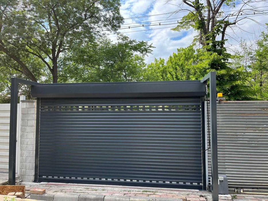 Usa garaj, usi tip rulou, automatizari, bariere