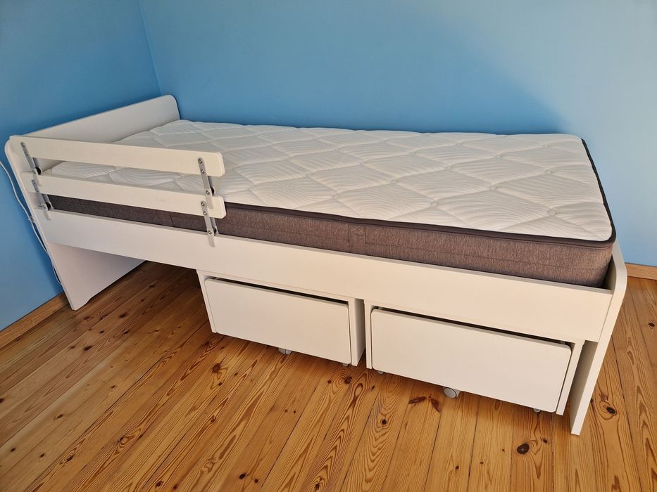 Легло Икеа 200/100 с матрак Дормео