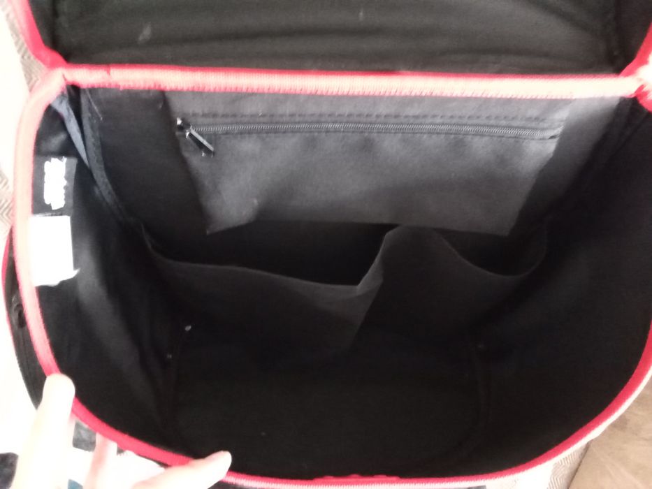 Ghiozdan Scooli cu Star Wars, ergonomic. Pret 70 lei