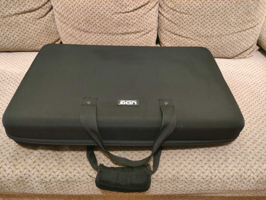 Case flightcase cutie geanta transport