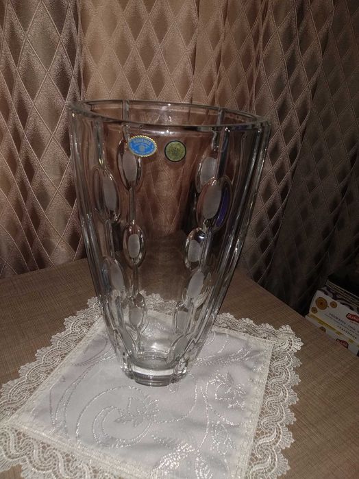 Кристална ваза от масивен чешки кристал Bohemia