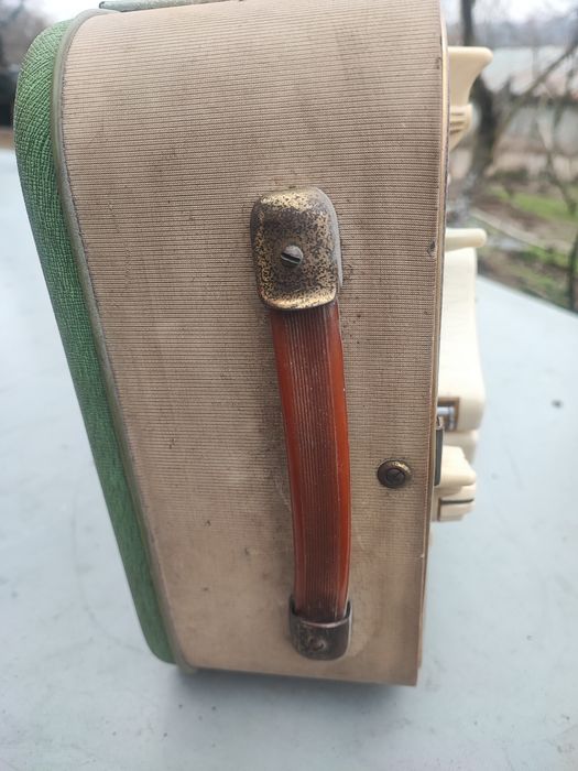 Ретро ролков магнетофон BRG Mambo