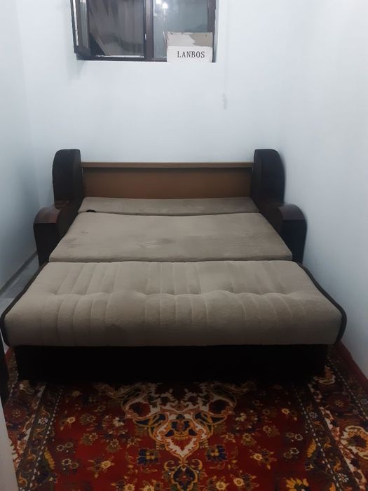 Спальни диван белый цвет новая