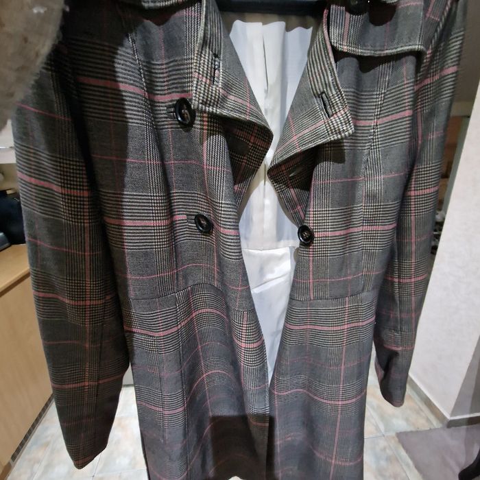 Дамски тренчкот каре