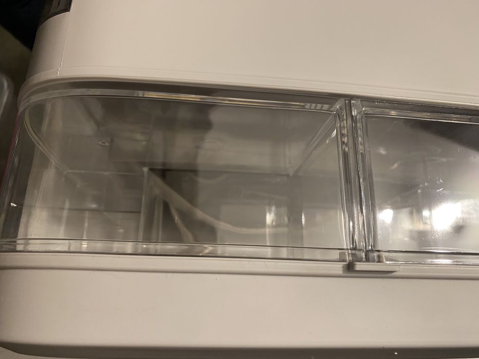 Cutie de bijuterii din plastic transparent