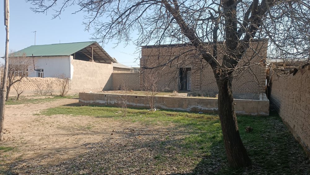 Tuganlamangan uy sotiladi