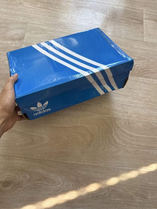 Adidas spezial (Адидас спешиал)
