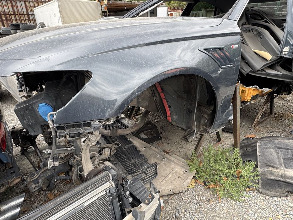 калник AUDI A6 C7 4G