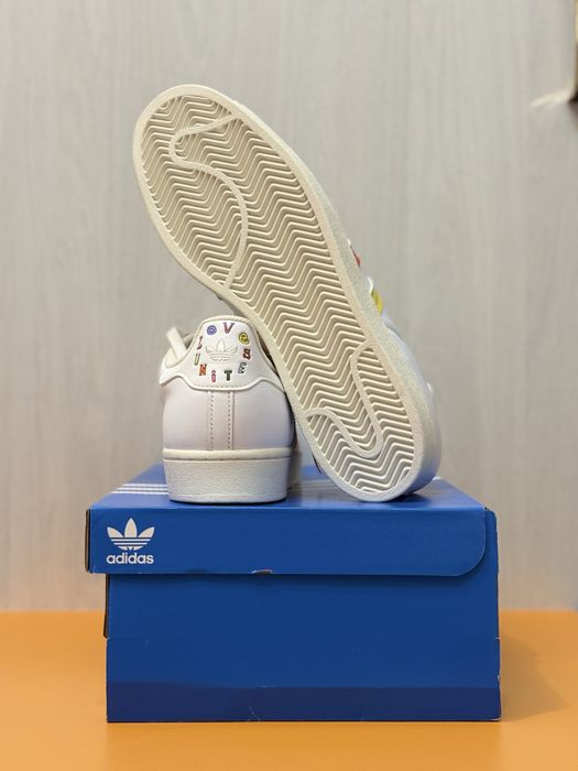 Adidas Superstar