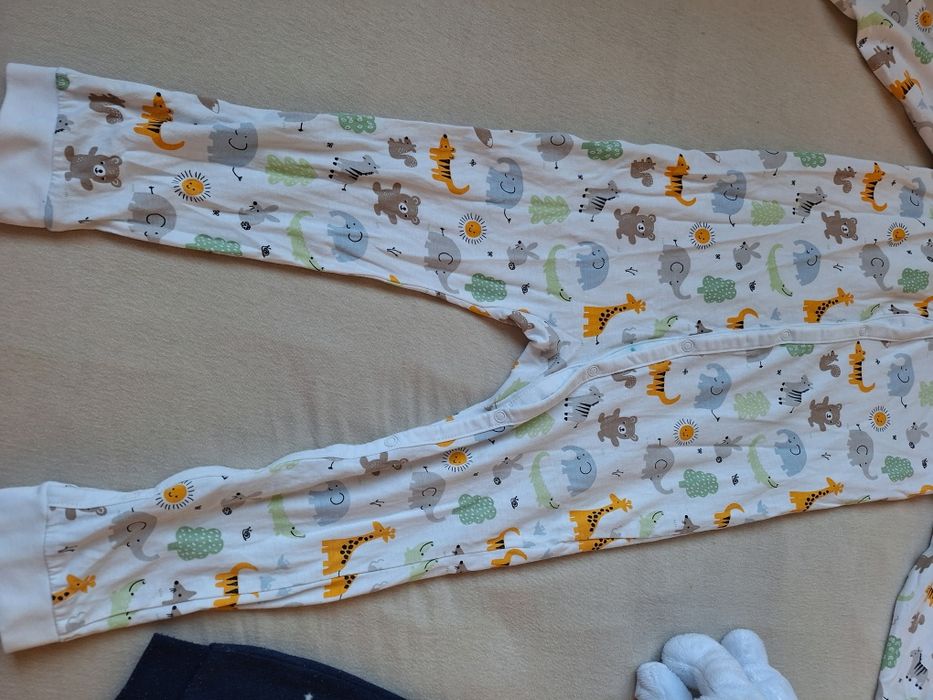 Нови пижами размер 104