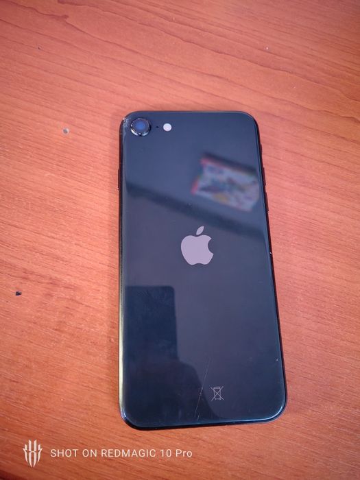 iPhone se2020 64 gb