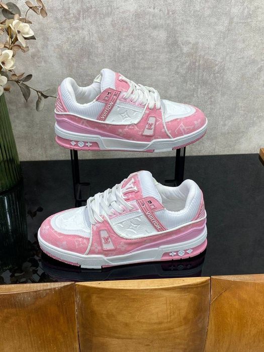 Adidasi dama si barbati