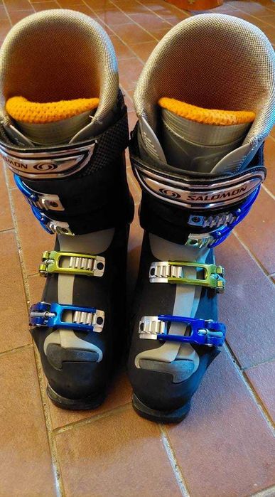 Clapari pentru schiuri