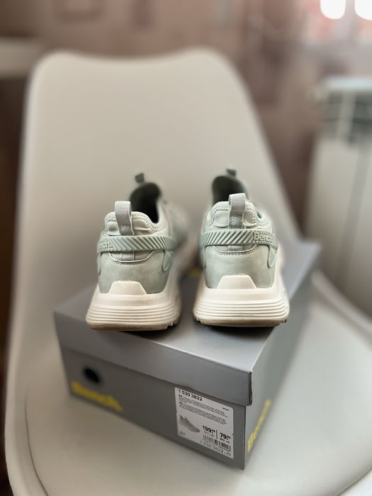 Сникърси Bench юношеска секция