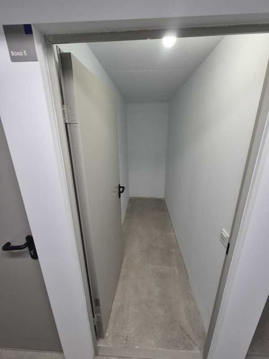 Inchiriez BOXA DEPOZITARE 3mp - Hercesa Vivenda (Arena Nationala) / Lift / Acces non-stop / Supraveghere video / Parcare