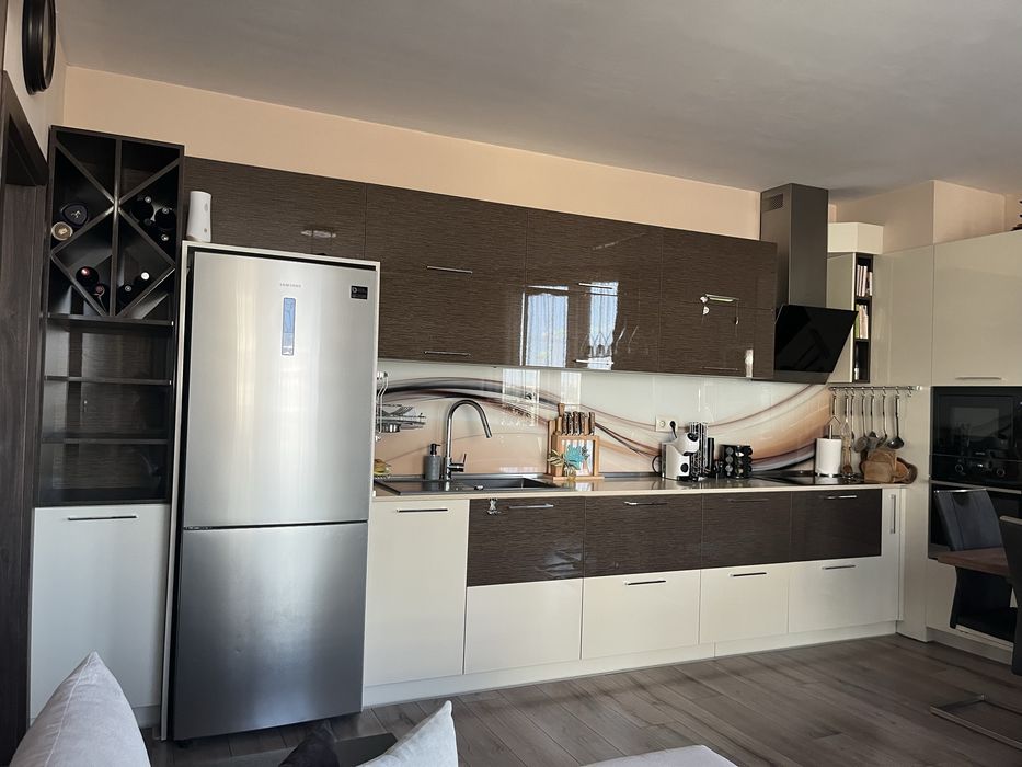 Продава се Тристаен апартамент в Варна, Трошево - 107 кв.м за 2664 €/кв.м - Снимка #1