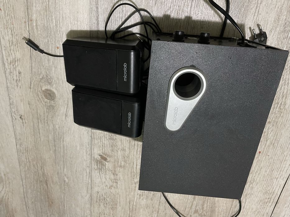 Музыкальный центр  boom box philips microlab буфер