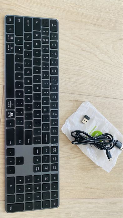 Tastatura wireless reincarcabila cu garantie pana in martie 2028