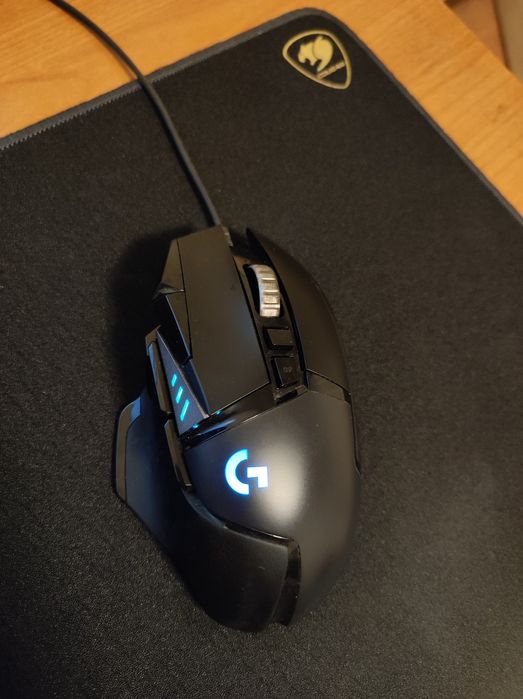 Геймърска мишка Logitech G502 Hero и MousePad/Подложка COUGAR