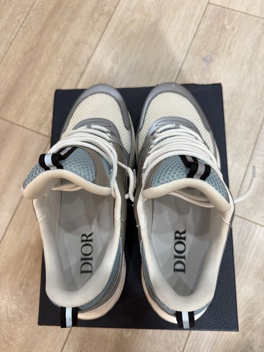 Dior b22 white blue