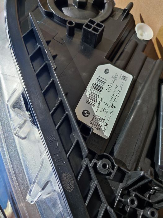 Фары BMW F30 новые