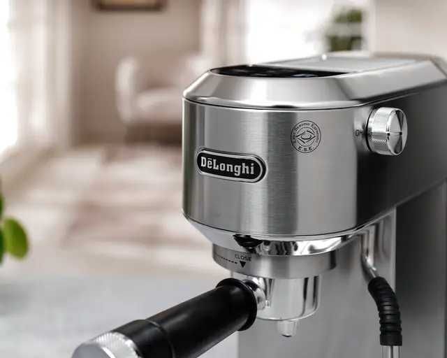 Кофеварка DeLonghi EC890.M Dedica Duo Рожковая