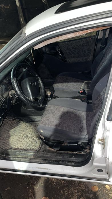 Opel Vectra B бешка