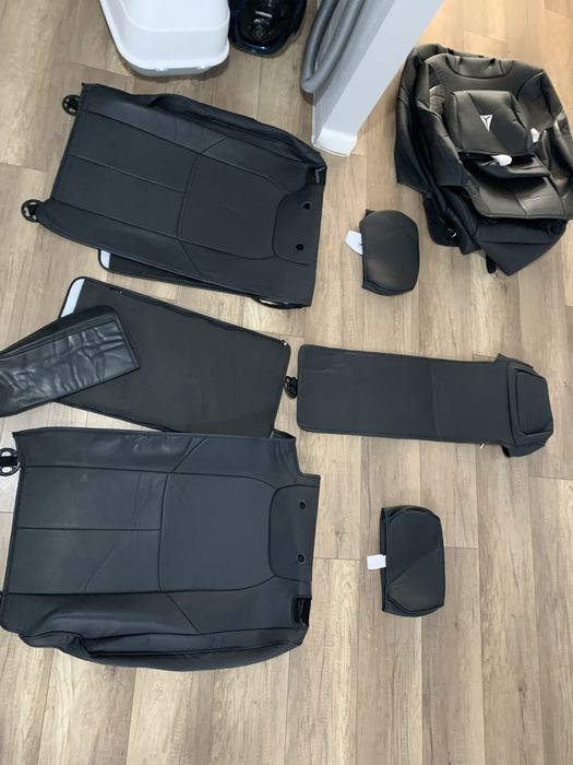 Продам чехлы от Deepal G318