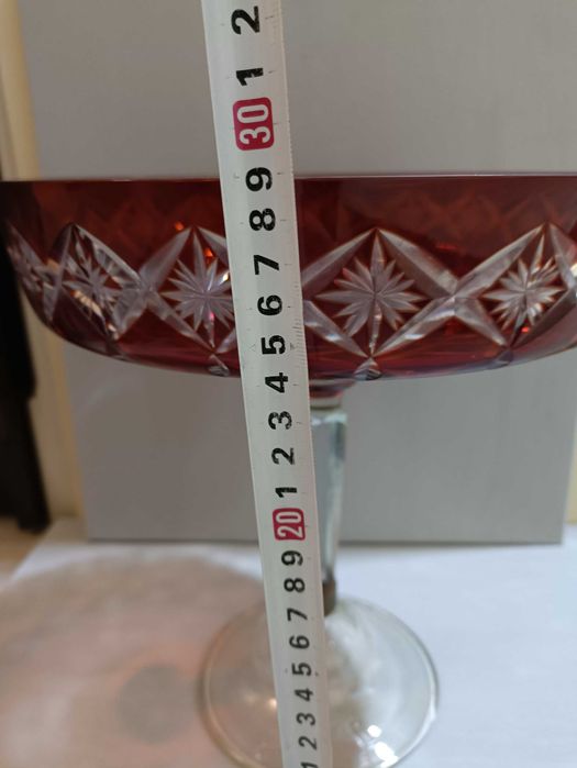 Стеклянная фруктовница конфетница